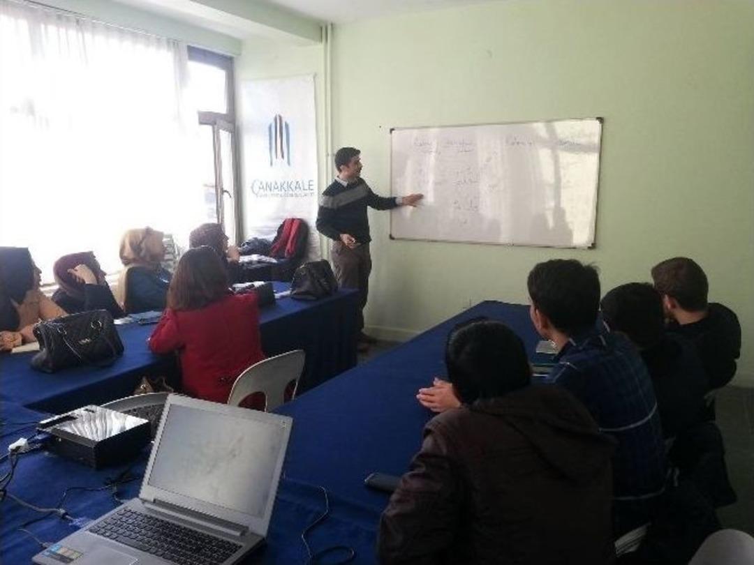 Misafir &Ouml;ğrencilere Arap&ccedil;a Ve İngilizce Kursu