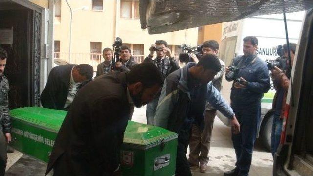 Şanlıurfa’da Kazada Ölen Suriyelilerin Cenazeleri Ülkelerine Gönderildi