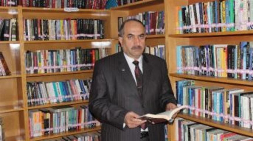 Akdağmadeni Halk K&uuml;t&uuml;phanesi M&uuml;d&uuml;r&uuml; &Uuml;nver: