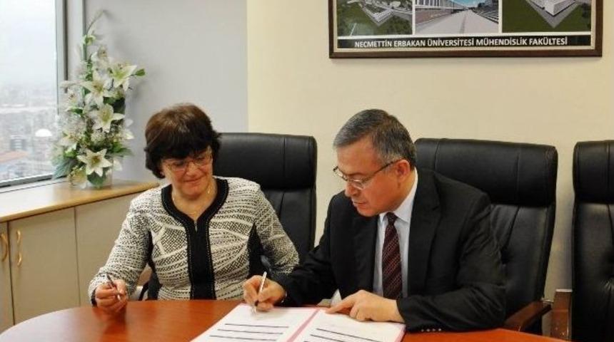 Ne&uuml; İle Szolnok College Arasında Protokol İmzalandı