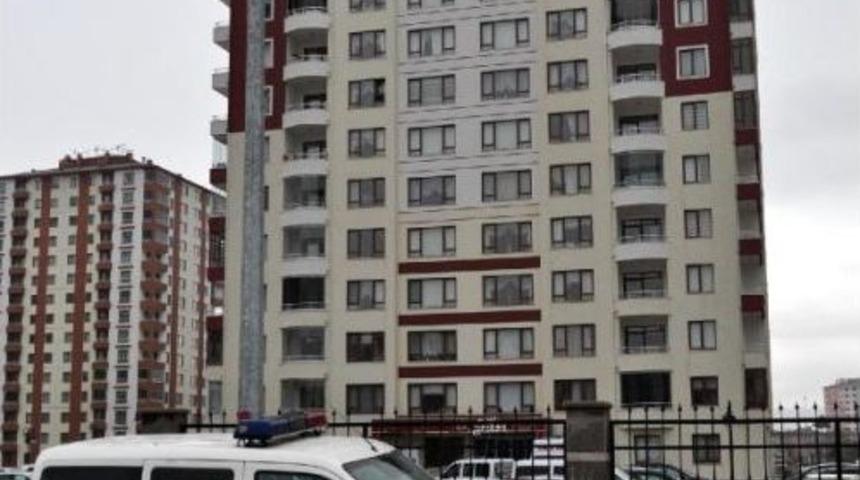 11 Yaşındaki İlker, Odasında &Ouml;l&uuml; Bulundu