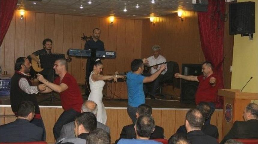 Mahkumlara Konser Morali