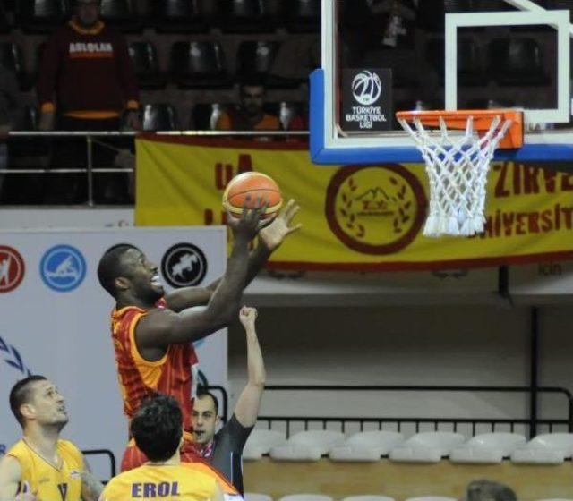 Royal Halı Gaziantep-Galatasaray Liv Hospital: 76-64