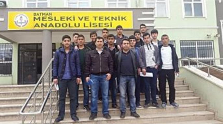 Batman Meslek Lisesi &Ouml;ğrencileri İtalya Yolcusu