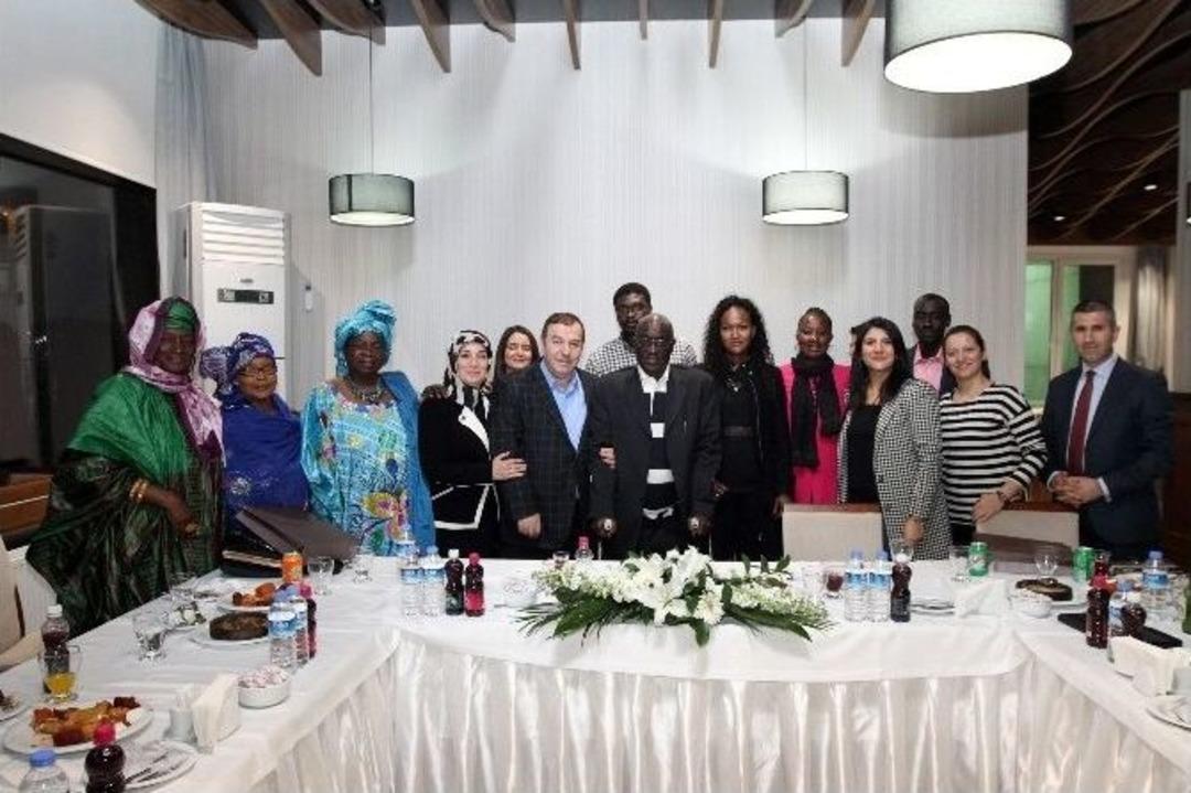 Senegal&rsquo;dan Esenyurt&rsquo;a Dostluk K&ouml;pr&uuml;s&uuml;