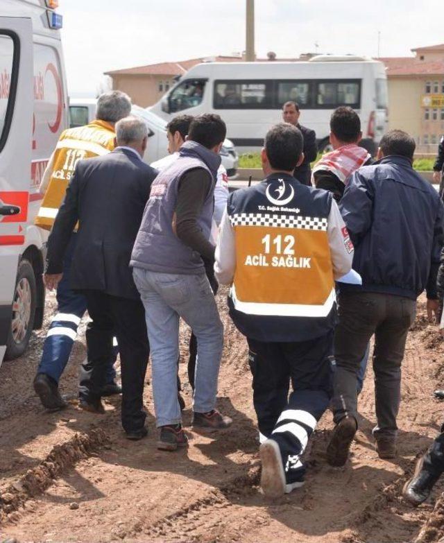 Diyarbakır'da Inşaat Çöktü: 5 Yaralı (2) - Yeniden