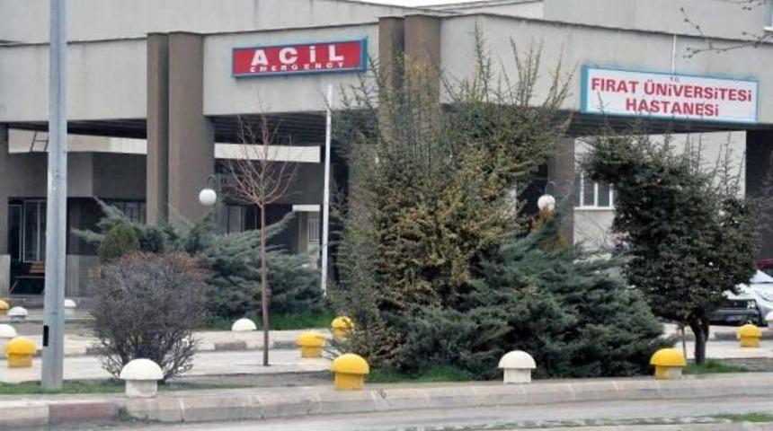 Profes&ouml;r, Menisk&uuml;s Ameliyatını Yanlış Dize Yaptı