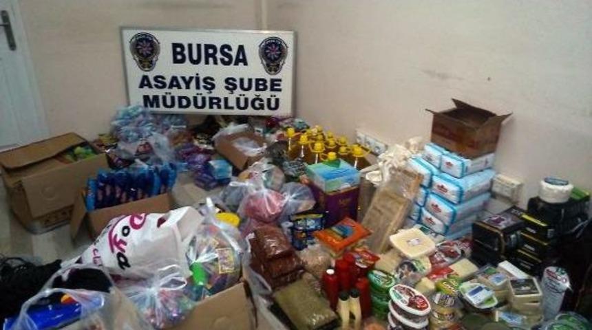 D&uuml;kkanlardan &Ccedil;aldığı Malları Sevgilisinin Evinde Sakladı