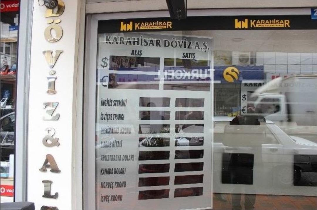 Afyonkarahisar&rsquo;da Elektrik Kesintisi Nedeniyle Hayat Durdu