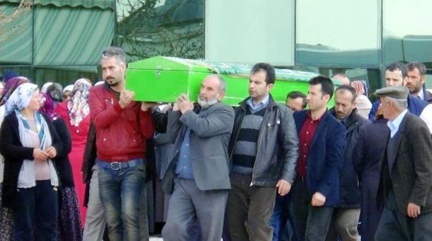 Malatya&rsquo;da &Ouml;ld&uuml;r&uuml;len Kadının Silahla Vurulduğu Ortaya &Ccedil;ıktı