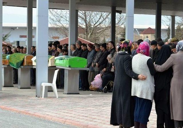 Malatya’da Öldürülen Kadının Silahla Vurulduğu Ortaya Çıktı