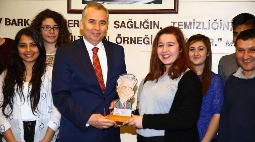 Gen&ccedil; Tiyatroculardan Başkan Zolan&rsquo;a Ziyaret