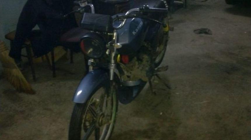 Motosiklet Ve Bisiklet Hırsızları Polisten Ka&ccedil;amadı