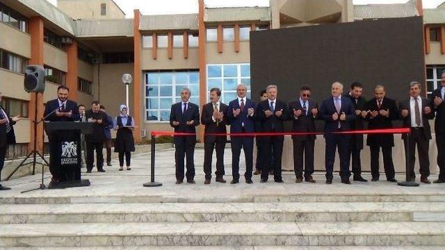 Erzincan Belediyesi 2015 Yılı 35 Milyon Tl’lik Yatırım Projelerinin Açılış Kurdalesini Kesti