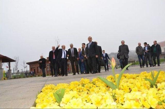 Gümrükçüoğlu, Büyükşehir Belediyesi’nin Hizmetteki 1 Yılını Değerlendirdi