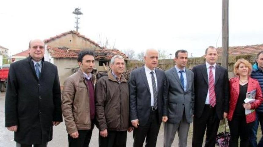 Yapay Leylek Yuvaları Misafirlerini Ağırlamaya Başladı