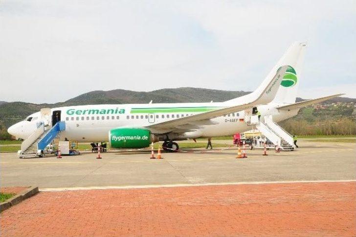 Sezonun İlk Uçağı İniş Yaptı G3