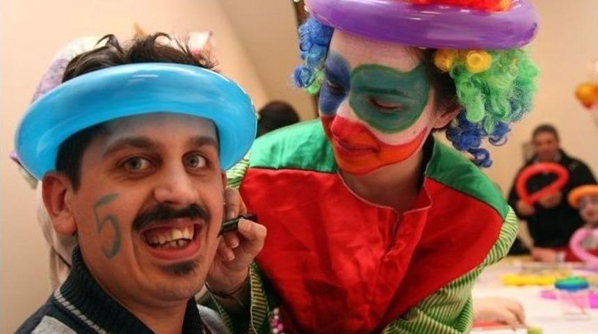 Mutluluk Paylaştık&ccedil;a G&uuml;zel