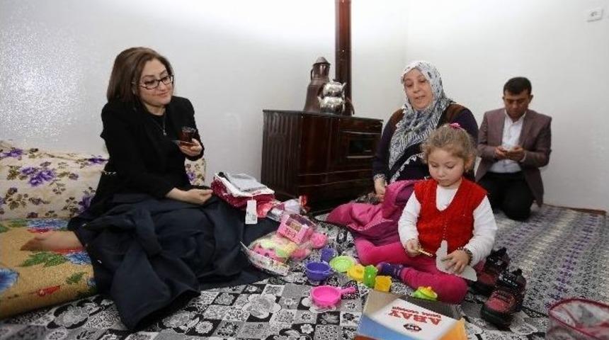 Yetim &Ccedil;ocukların Dilekleri Yetim Kalmadı