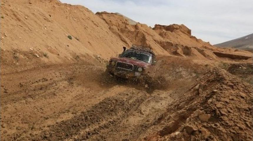 Niğde Off- Road Kul&uuml;b&uuml; Osmaniye&rsquo;de Yarışlara Katılacak