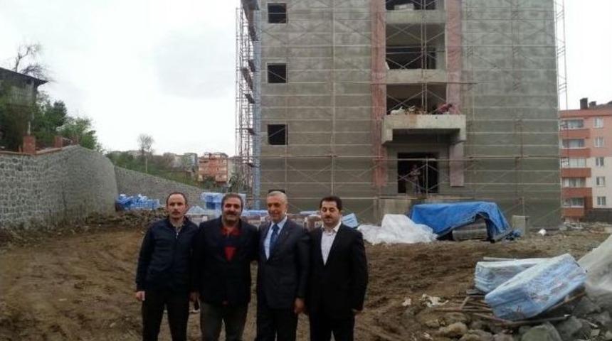 Asım Aykan, Eğitime B&uuml;y&uuml;k &Ouml;nem Veriyor