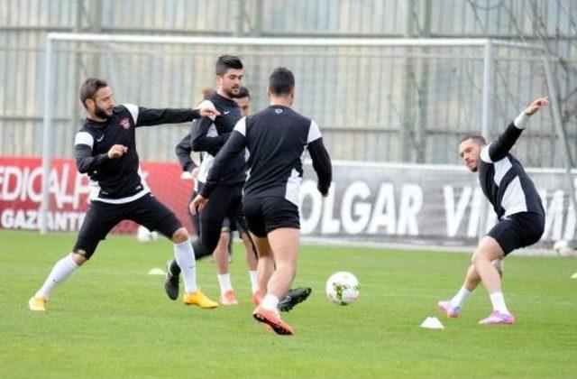 Gaziantepspor’Da Hedef Üst Sıralar