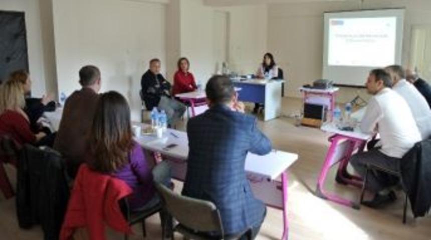 Kırıkkale&rsquo;de Sağlık &Ccedil;alışanlarına Eğitim Semineri