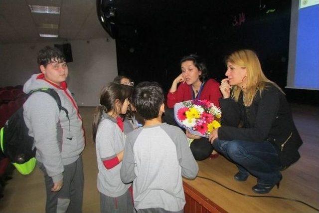 Şişman &Ccedil;ocuk Sağlıklı &Ccedil;ocuk Değildir 1