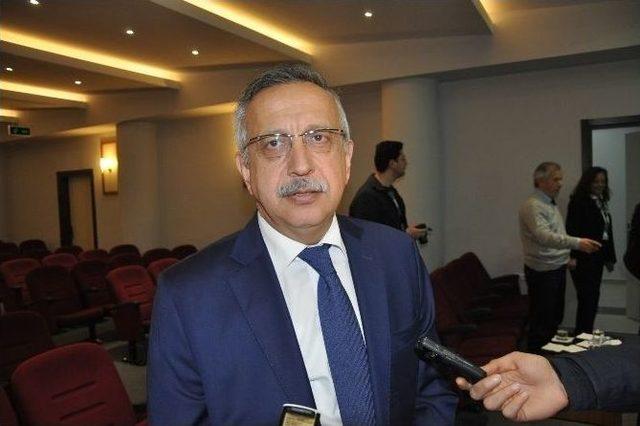 Rashid Gitti, Tartışmaları Sürüyor