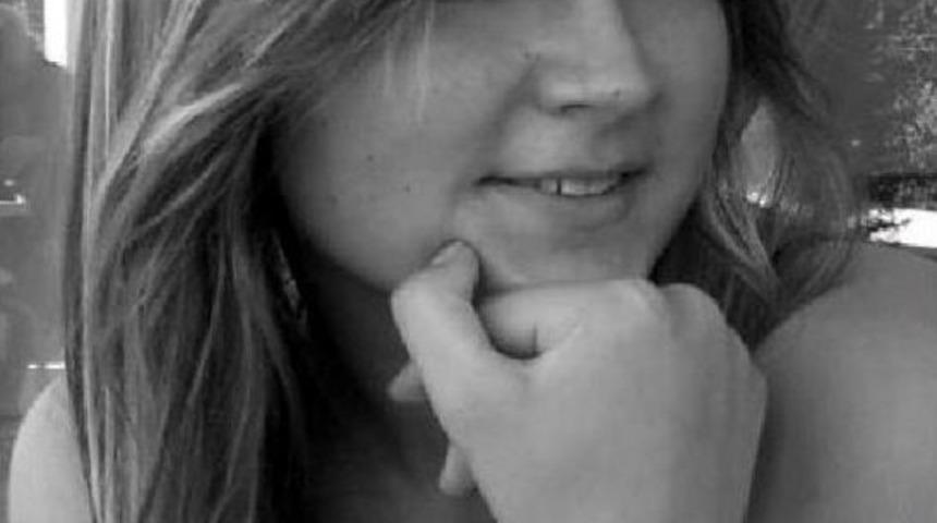 Boşanmak Isteyen Eşini Ve Kayınpederini &Ouml;ld&uuml;ren Damat Aranıyor