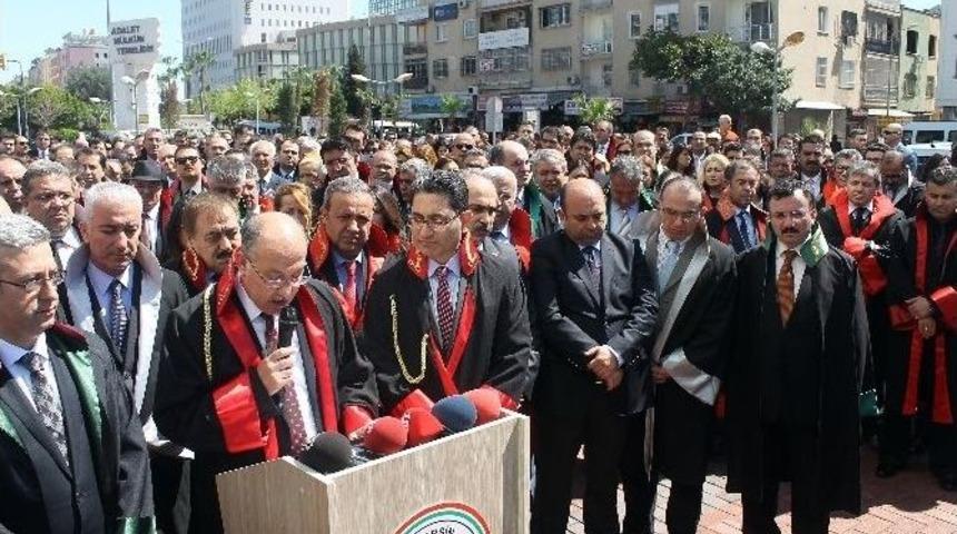 Savcı Ve Hakimler Saldırıyı Protesto Etti