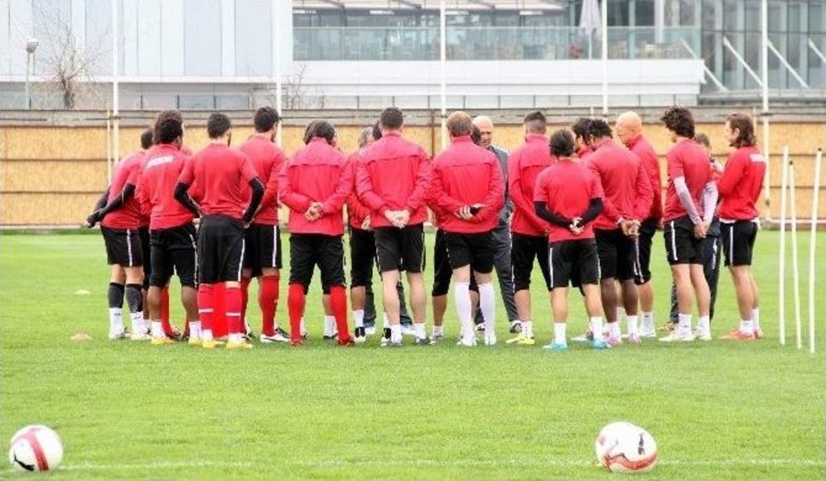 Zeren: "kaybetmememiz Gereken Ma&ccedil;"