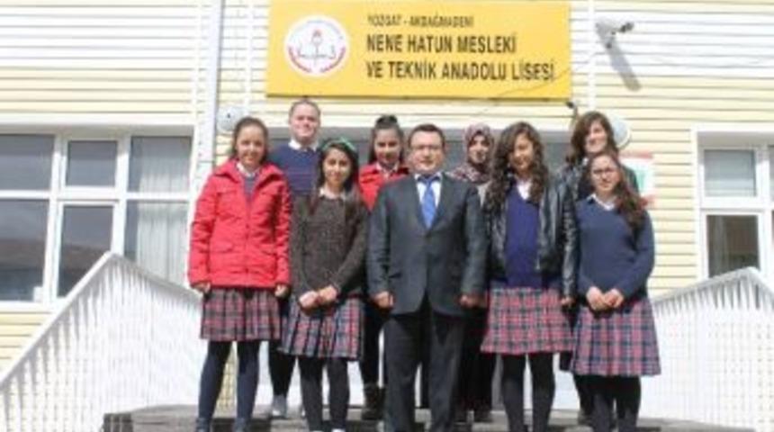 Akdağmadeni Nene Hatun Meslek Lisesi &Ouml;ğrencileri Almanya Yolcusu