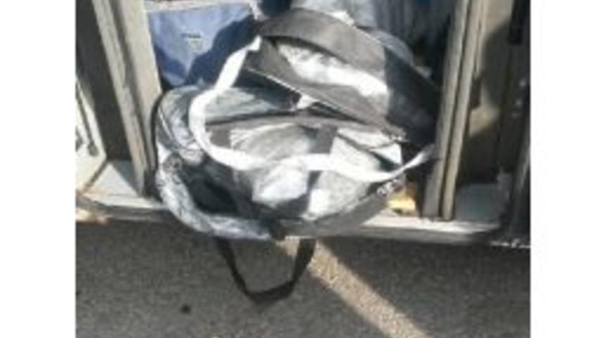 Yolcu Otob&uuml;s&uuml;nde Esrara 4 G&ouml;zaltı