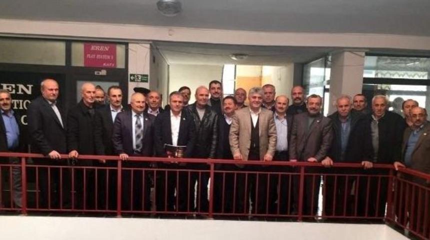 Ak Parti Trabzon Milletvekili Aday Adayı Dr. Adnan G&uuml;nnar Ak&ccedil;aabat Muhtarlar Derneğini Ziyaret Etti