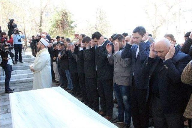 Şehit Savcı İ&ccedil;in Denizli&rsquo;de Gıyabi Cenaze Namazı Kılındı 1