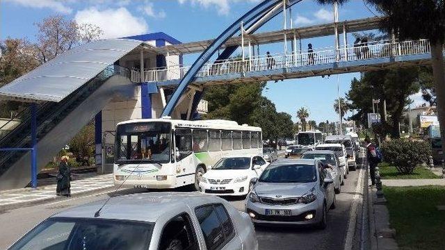 Sinyalizasyon Sisteminin Değiştirilmesi Trafiği Felç Etti