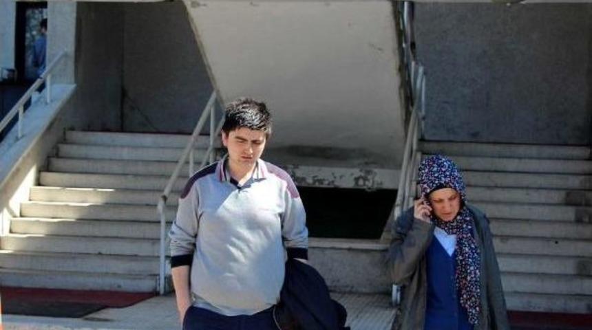 Ağabeyinin &Ouml;ld&uuml;ğ&uuml; Ocakta &Ccedil;alışan Madenci: Malzemelerin Eskilerini Taşeron Iş&ccedil;iler Kullanıyordu