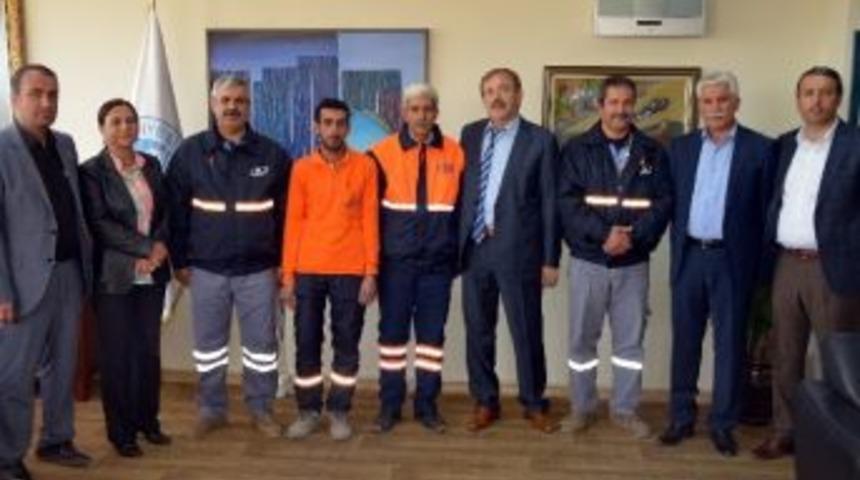 Akdeniz Belediyesi&rsquo;nde Ayın Personeli &Ouml;d&uuml;l&uuml;