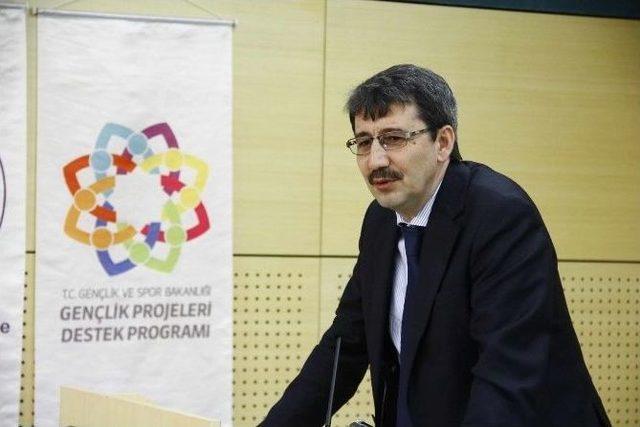 &lsquo;bağımlılıkla M&uuml;cadele Eğitimi Semineri&rsquo; Sa&uuml;&rsquo;de Ger&ccedil;ekleşti 2