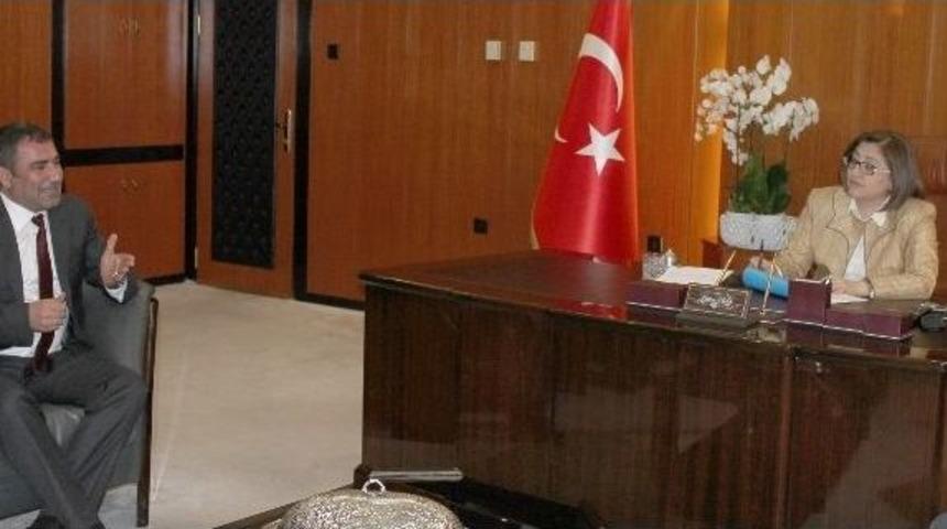 Gaimder Başkanı Apa İnşaat Sekt&ouml;r&uuml;n&uuml;n Sorunlarını Fatma Şahin&rsquo;e Aktardı