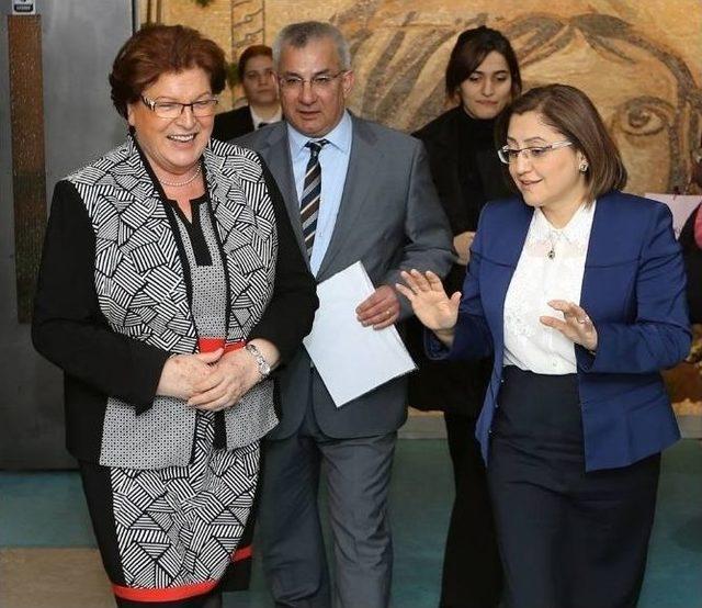 Almanya Bavyera Eyaleti Meclis Başkanı Stamm’dan Şahin’e Ziyaret 3