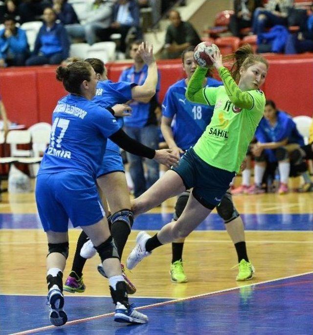 Meleklerden Galibiyetli Kapanış 1