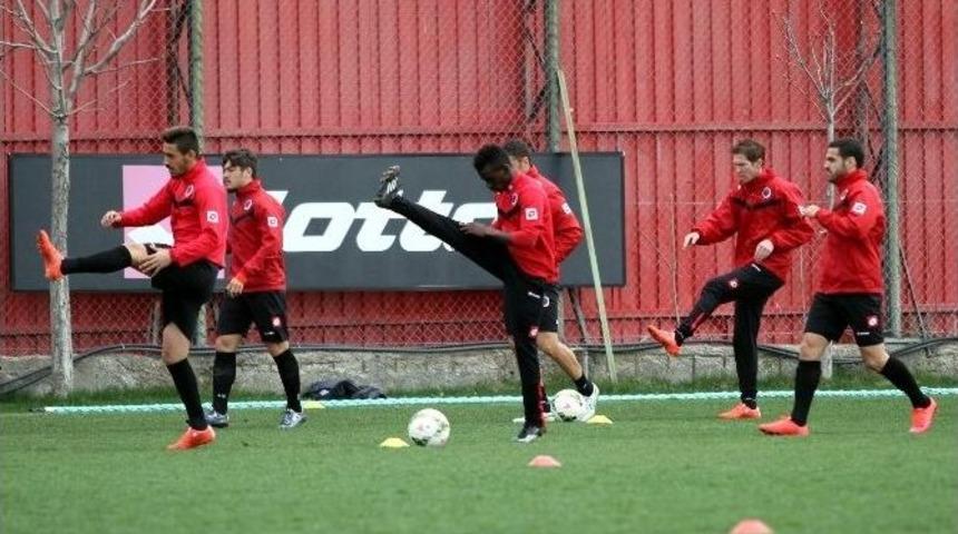 Gen&ccedil;lerbirliği&rsquo;nde "paşa" Hazırlık