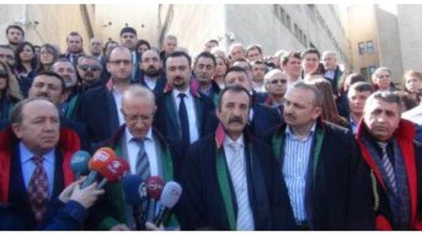 Bursa&rsquo;Da Savcı Kiraz&rsquo;In Şehit Edilmesine Tepki