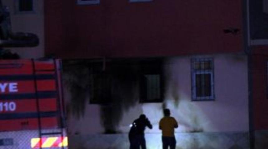 Iğdır'da Okul Yakan Pkk'lılara Hapis Cezası