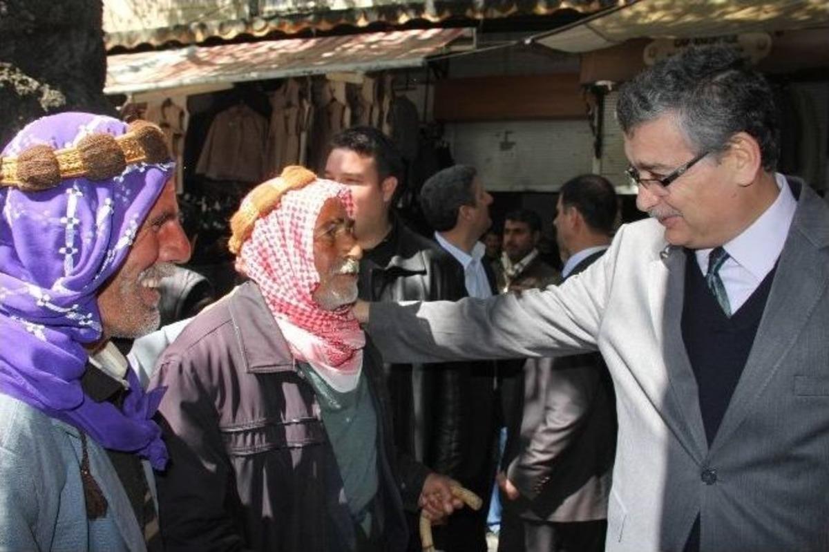 G&uuml;ven&ccedil;, Tarihi &Ccedil;arşıda Esnafla Buluştu