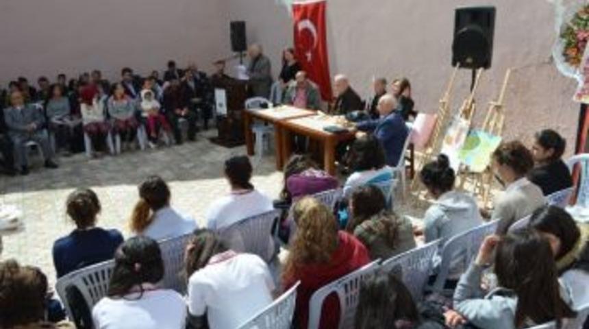 S&ouml;ke&rsquo;de K&uuml;t&uuml;phaneler Haftası Kutlamaları