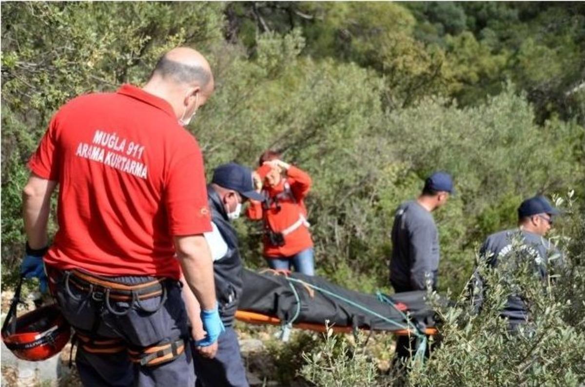 Kayıp Gitarcı Ormanda İntihar Etti
