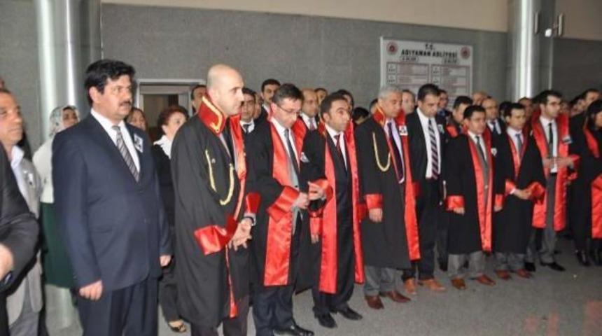 Adıyaman'da Yargı Mensuplarından Ter&ouml;re Tepki